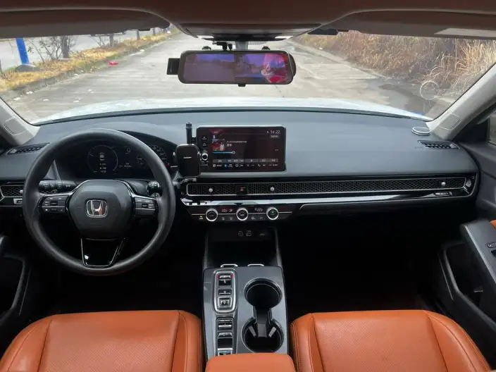 Honda Civic 2022 Model 2.0L e:HEV Pioneer Edition – фото 9