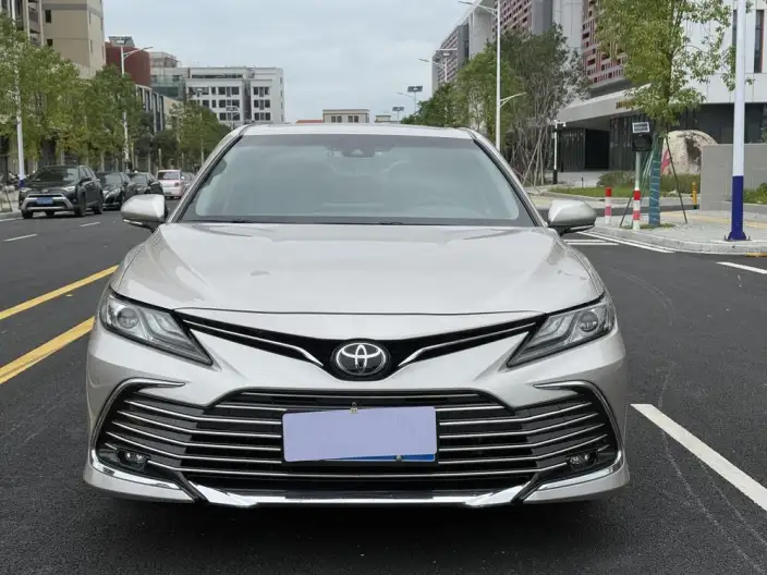 Toyota Camry 2023 Model 2.0G Deluxe Edition – фото 2