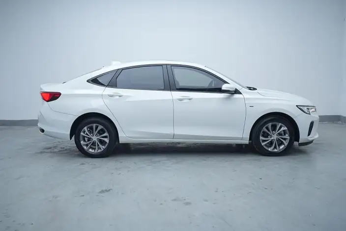 Buick Verano 2023 Model Pro 533T Lexiang Edition – фото 8