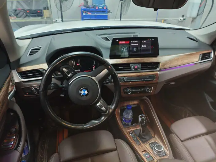 BMW X1 2022 Model sDrive25Li Leading Model – фото 7