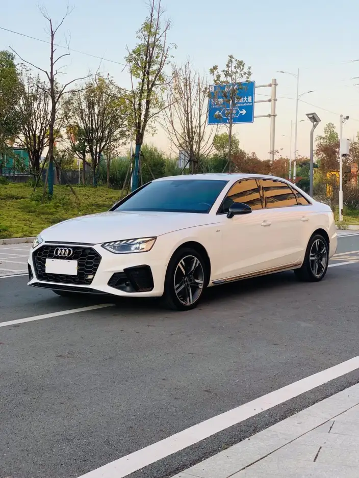Audi A4 L 2022 Model 40 TFSI Luxury Dynamic Model – фото 1