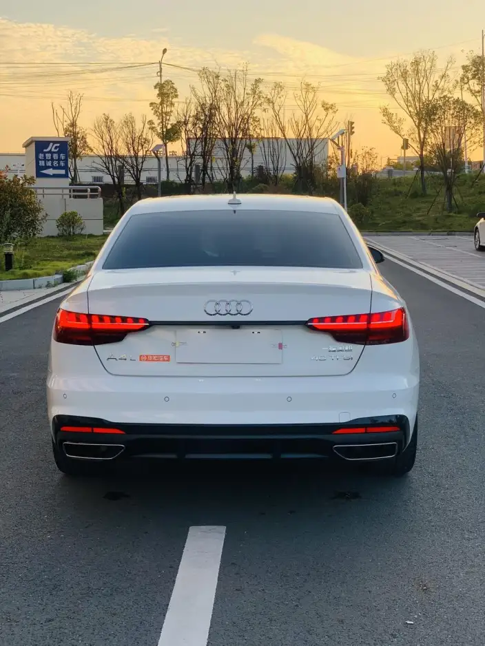 Audi A4 L 2022 Model 40 TFSI Luxury Dynamic Model – фото 6