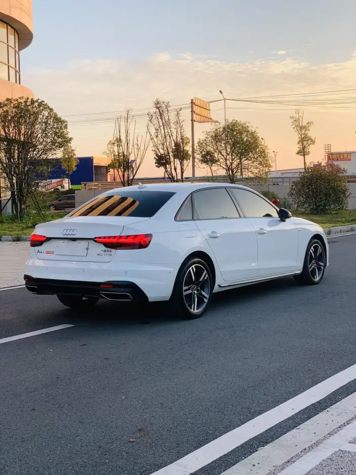 Audi A4 L 2022 Model 40 TFSI Luxury Dynamic Model – фото 7