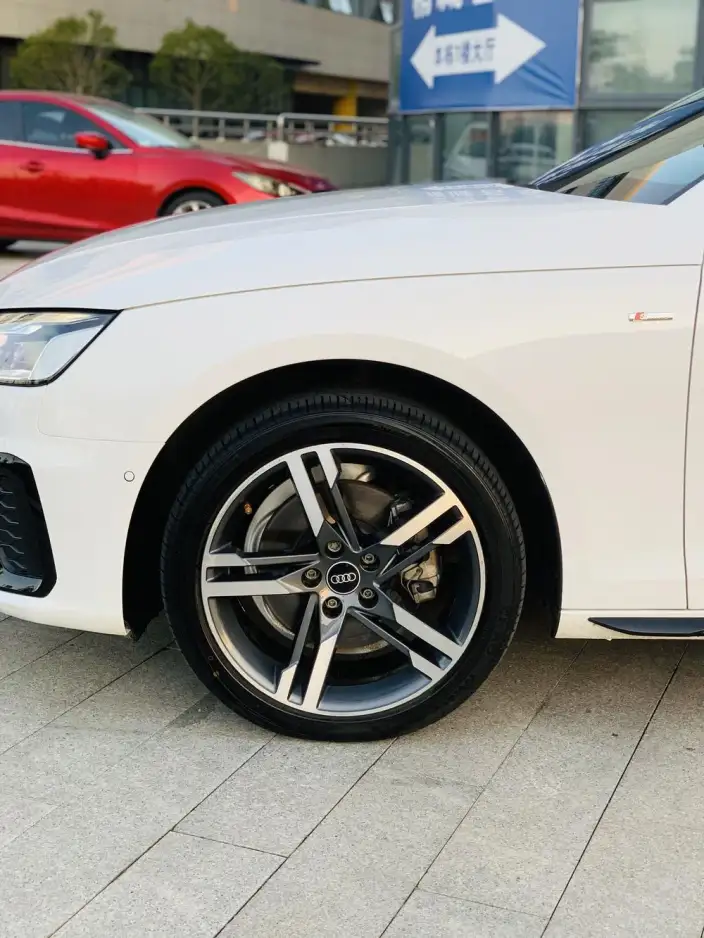 Audi A4 L 2022 Model 40 TFSI Luxury Dynamic Model – фото 10