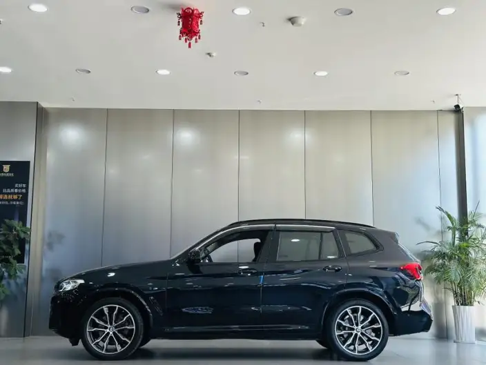 BMW X3 2023 Model xDrive30i Leading Model M Night Set – фото 4