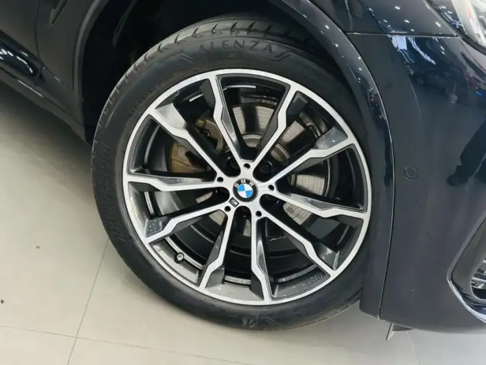 BMW X3 2023 Model xDrive30i Leading Model M Night Set – фото 8