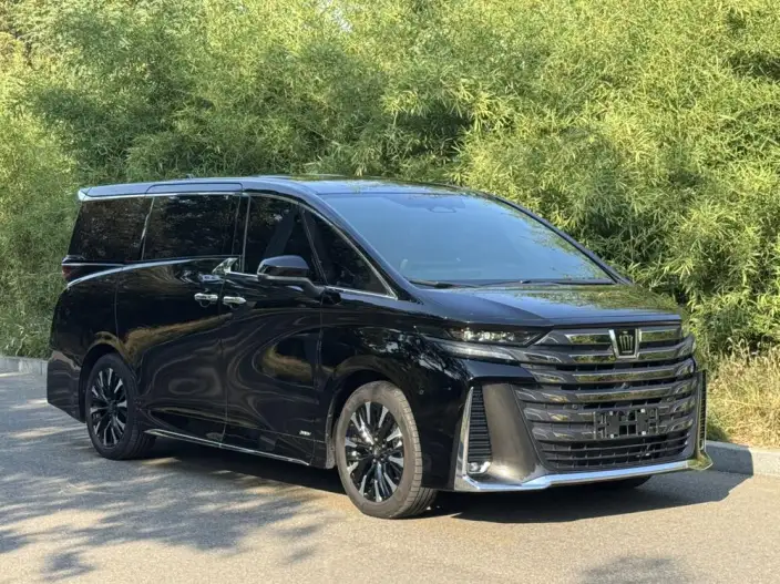 Vellfire 2023 Model Toyota Crown 2.5L Intelligent Hybrid 4WD Supreme Edition – фото 3