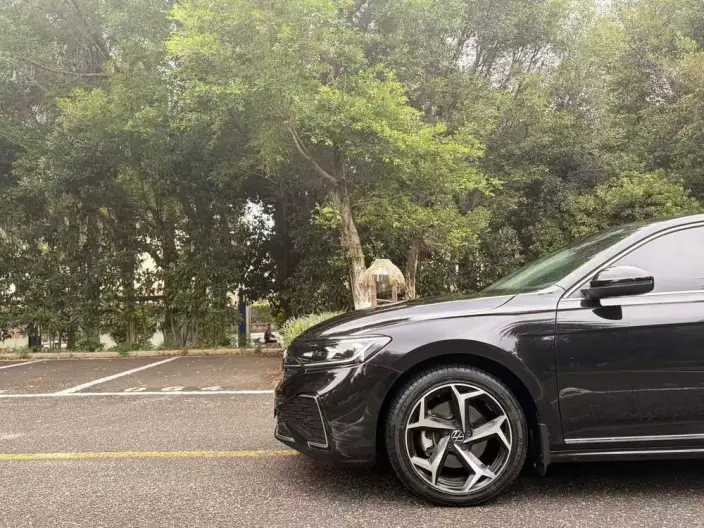 Volkswagen Passat 2024 Model 330TSI Starry sky Elite Edition – фото 8