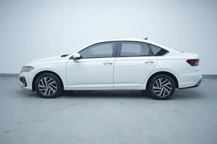 Volkswagen Lavida 2024 Model 1.5L Automatic Starry Sky Five Million Edition – фото 4