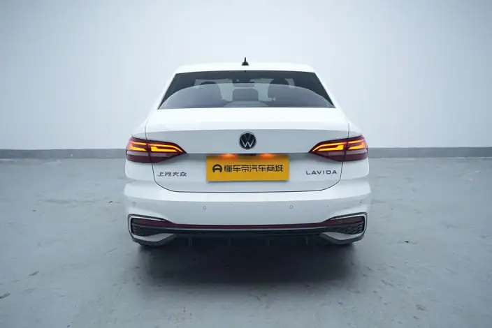 Volkswagen Lavida 2024 Model 1.5L Automatic Starry Sky Five Million Edition – фото 6