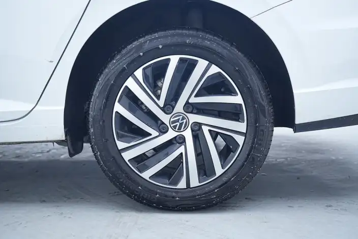 Volkswagen Lavida 2024 Model 1.5L Automatic Starry Sky Five Million Edition – фото 9