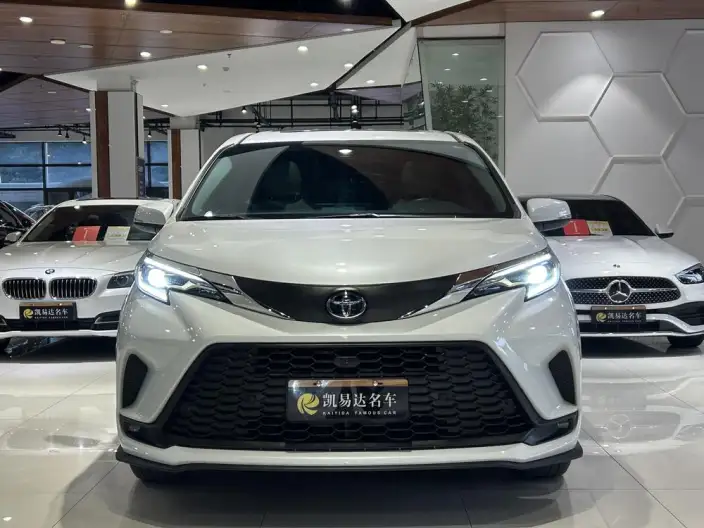 Granvia 2024 Model Intelligent Hybrid 2.5L 2WD Comfort Edition – фото 2