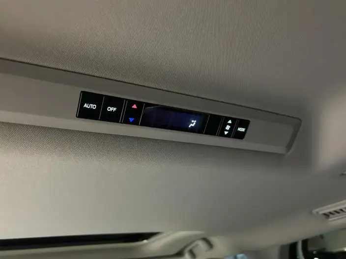 Granvia 2024 Model Intelligent Hybrid 2.5L 2WD Comfort Edition – фото 10