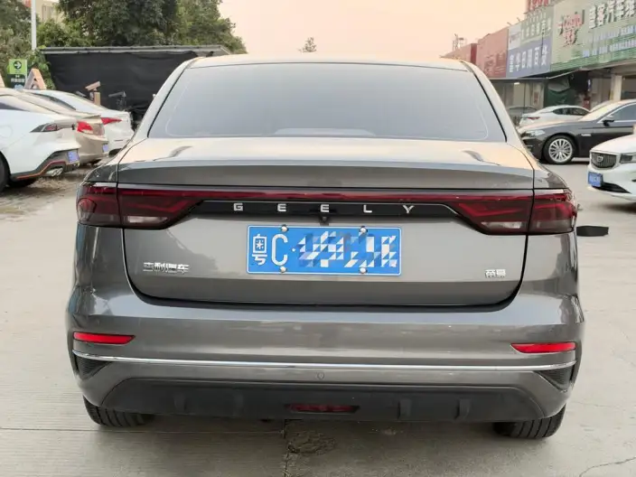 Geely Emgrand 2022 Model No. 4 Gen 1.5L CVT Noble Model – фото 5
