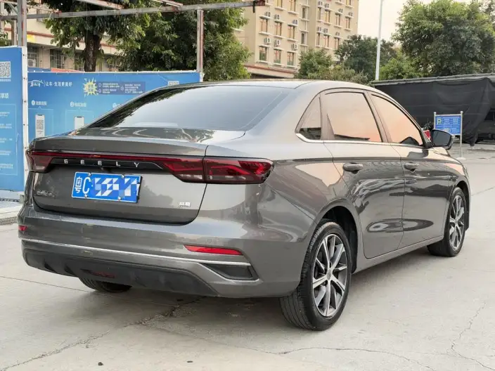 Geely Emgrand 2022 Model No. 4 Gen 1.5L CVT Noble Model – фото 6