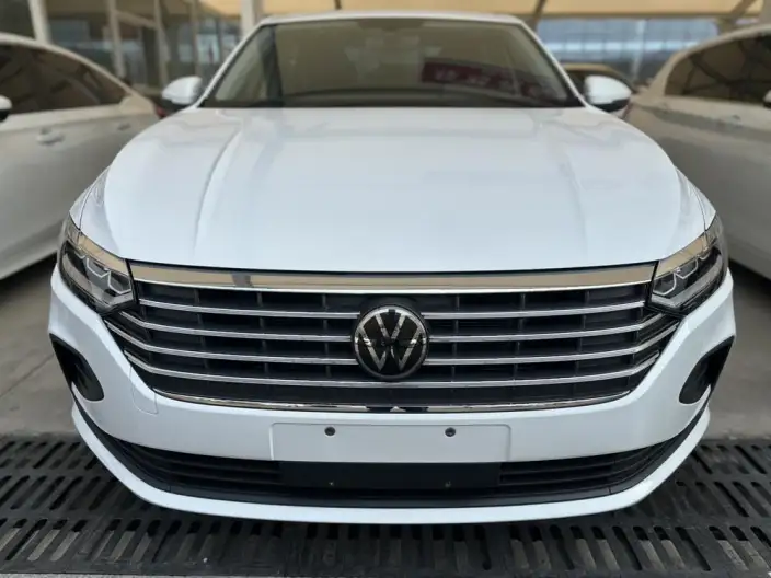 Volkswagen Lavida 2023 Model 1.5L Automatic Deyi Edition – фото 2