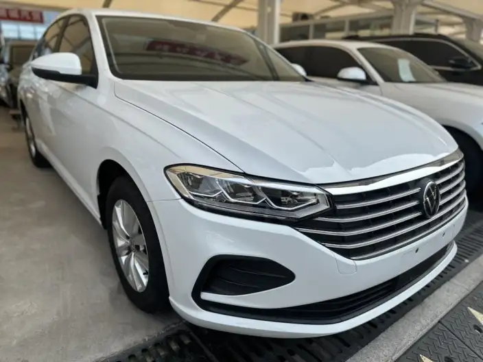 Volkswagen Lavida 2023 Model 1.5L Automatic Deyi Edition – фото 3