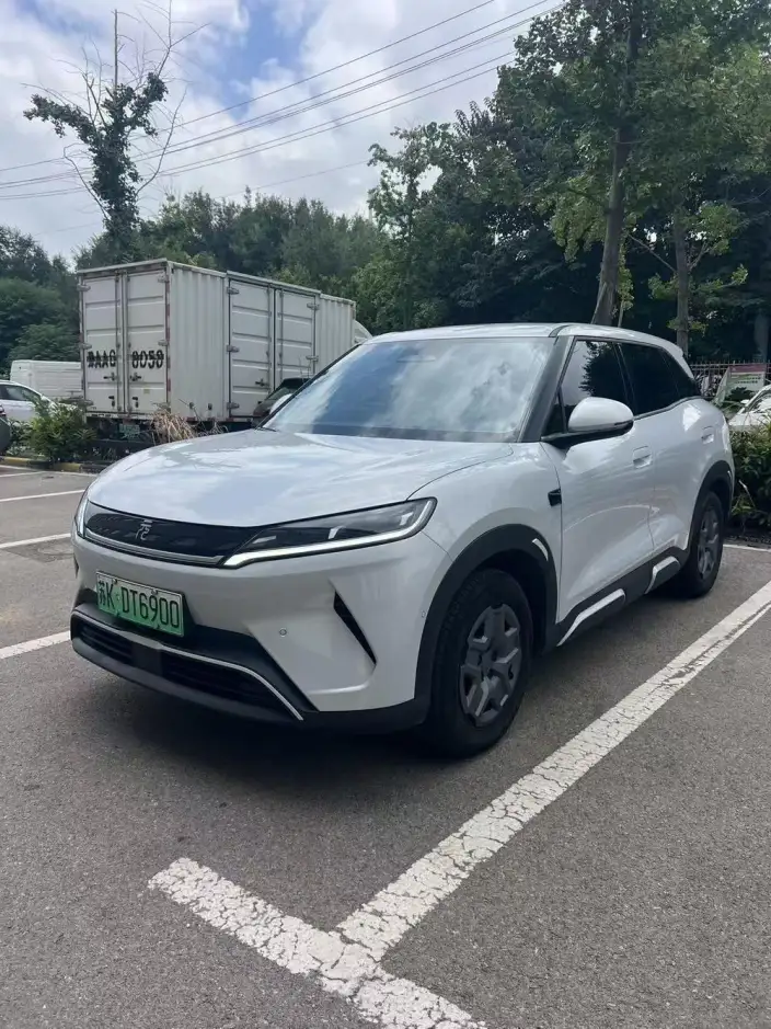 Yuan UP 2025 Model Smart Driving Edition 401KM Vitality Edition – фото 1