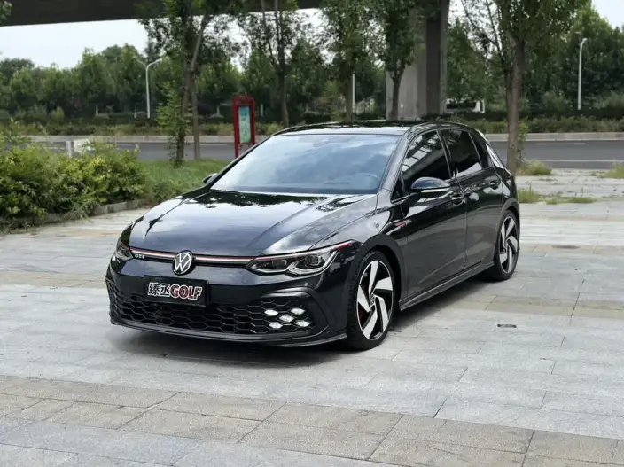 Volkswagen Golf GTI 2021 Model 380TSI DSG GTI – фото 1