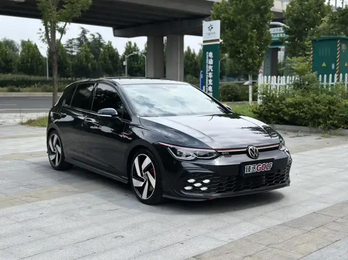 Volkswagen Golf GTI 2021 Model 380TSI DSG GTI – фото 3