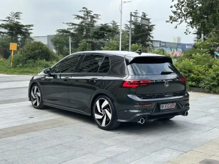 Volkswagen Golf GTI 2021 Model 380TSI DSG GTI – фото 5
