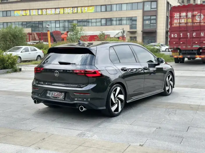 Volkswagen Golf GTI 2021 Model 380TSI DSG GTI – фото 7