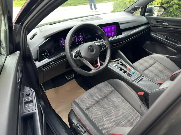 Volkswagen Golf GTI 2021 Model 380TSI DSG GTI – фото 10