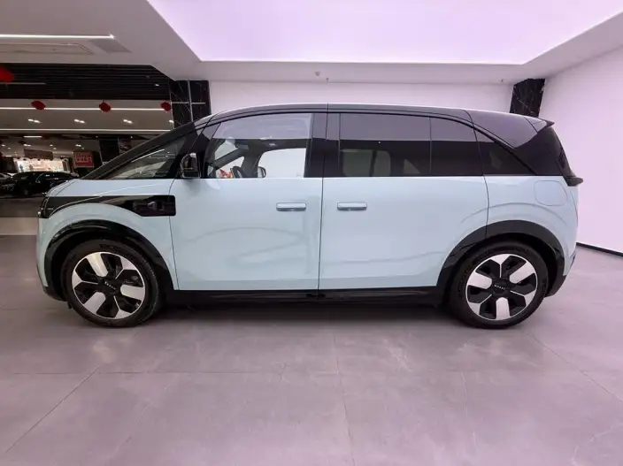 ZEEKR MIX 2025 Model 76kWh Smart Driving Edition – фото 4