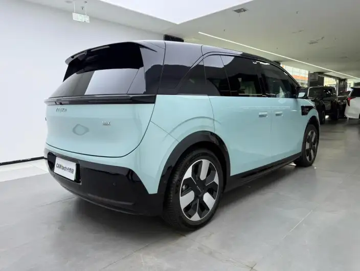 ZEEKR MIX 2025 Model 76kWh Smart Driving Edition – фото 6