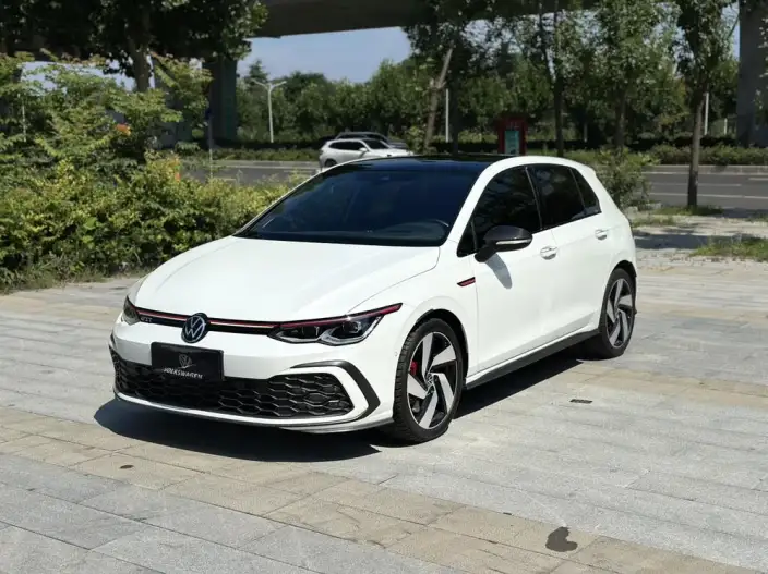 Volkswagen Golf GTI 2021 Model 380TSI DSG GTI – фото 1