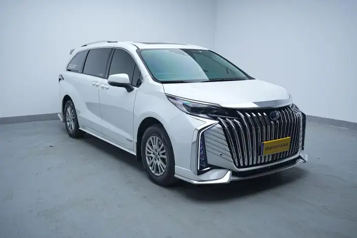 Toyota Sienna 2023 Model Hybrid 2.5L Comfort Edition – фото 3
