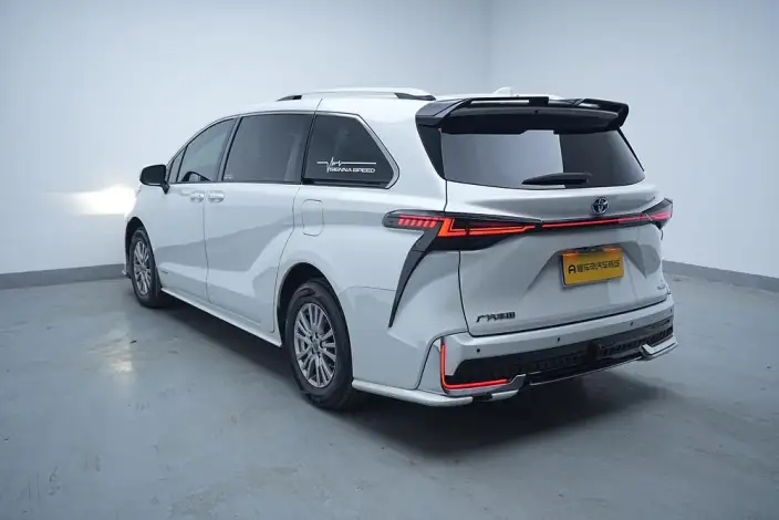 Toyota Sienna 2023 Model Hybrid 2.5L Comfort Edition – фото 5