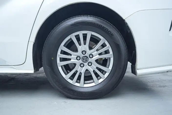 Toyota Sienna 2023 Model Hybrid 2.5L Comfort Edition – фото 9