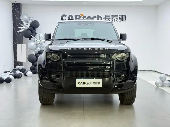 Land Rover Defender 2025 Model 110 3.0T P400 HSE X-Dynamic – фото 2