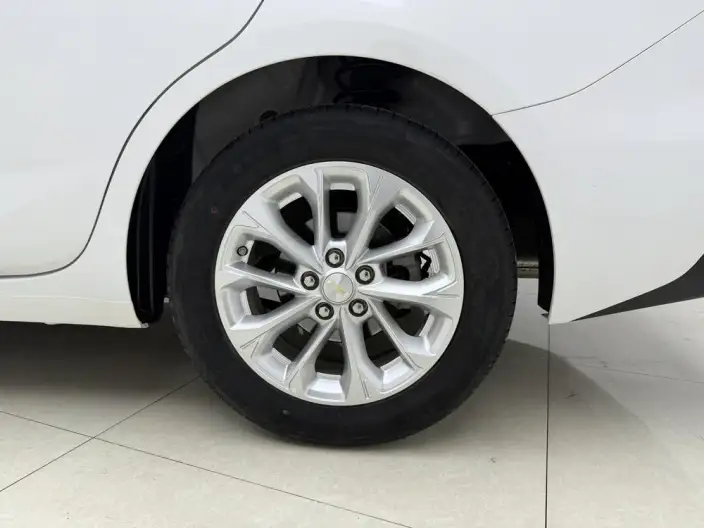 Chevrolet Corolla 2024 Model 1.5L DCT Yuexiang Edition – фото 9