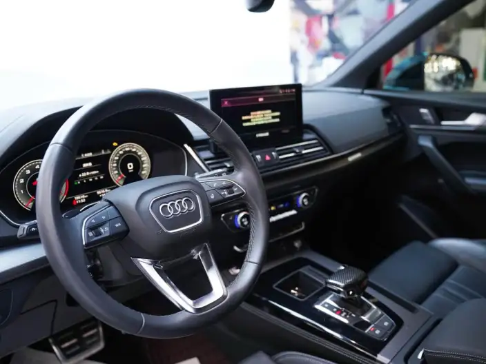 Audi Q5L 2024 Model 40TFSI Luxury Dynamic Model – фото 6