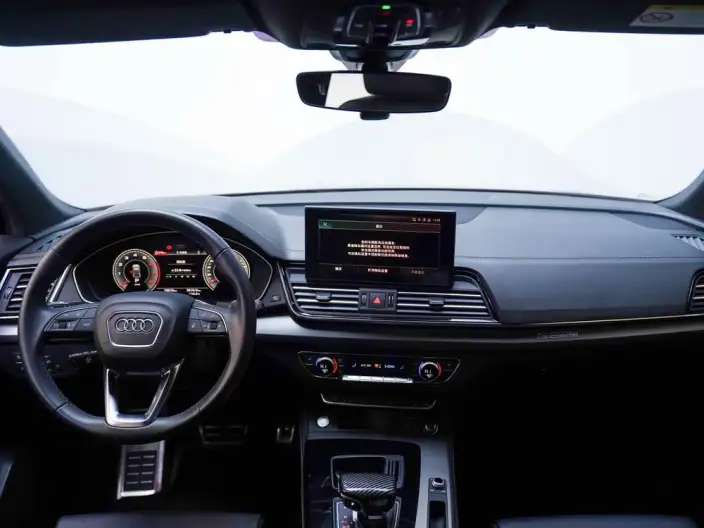 Audi Q5L 2024 Model 40TFSI Luxury Dynamic Model – фото 7