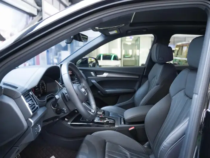 Audi Q5L 2024 Model 40TFSI Luxury Dynamic Model – фото 9