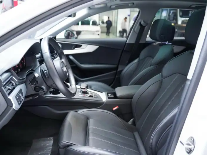 Audi A4 L 2023 Model 40 TFSI Fashion Dynamic Model – фото 8