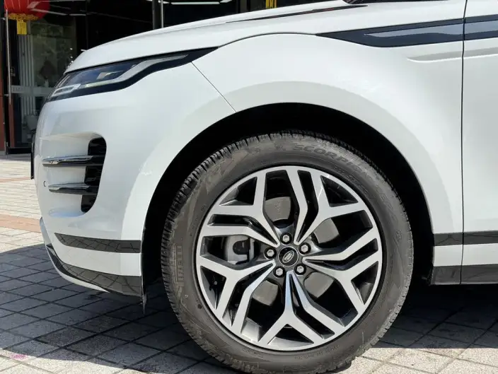 Range Rover Evoque 2023 Model Aurora L 249PS R-Dynamic Deluxe Edition – фото 7
