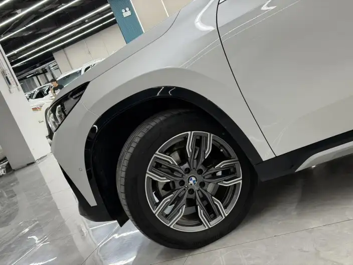 BMW X1 2023 Model sDrive20Li X Design Set – фото 8