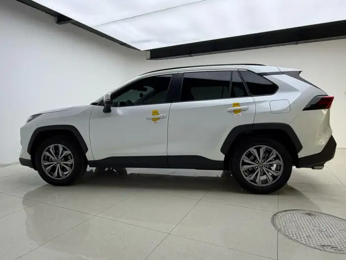 Toyota RAV4 2023 Model 2.0L CVT 2WD Fashion PLUS Edition – фото 4