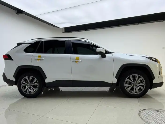 Toyota RAV4 2023 Model 2.0L CVT 2WD Fashion PLUS Edition – фото 8