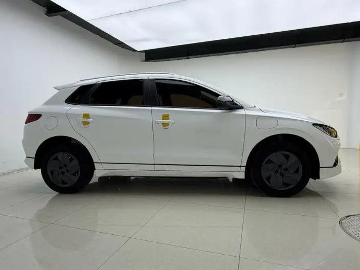 BYD E2 2024 Model Honor Edition Comfort Model – фото 8