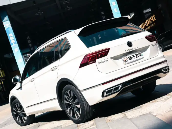 Volkswagen Tiguan L 2022 Model 330TSI Automatic 2WD R-Line Enjoy the version more – фото 4