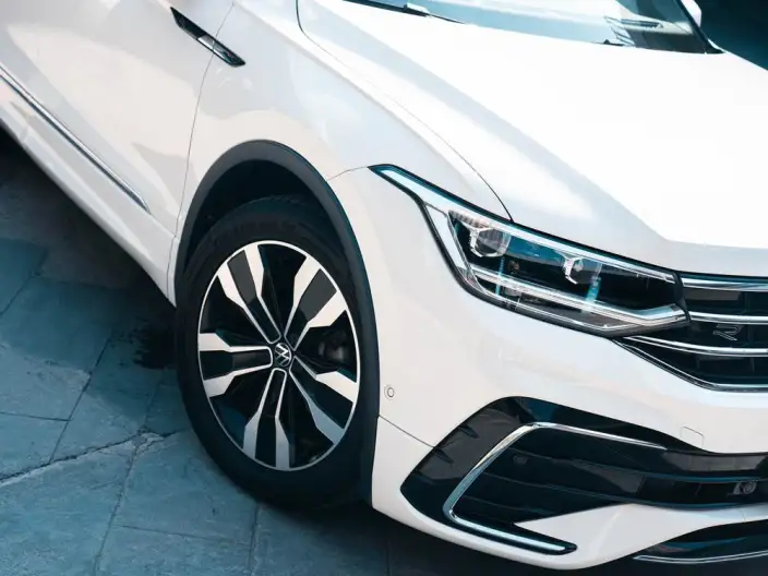 Volkswagen Tiguan L 2022 Model 330TSI Automatic 2WD R-Line Enjoy the version more – фото 7