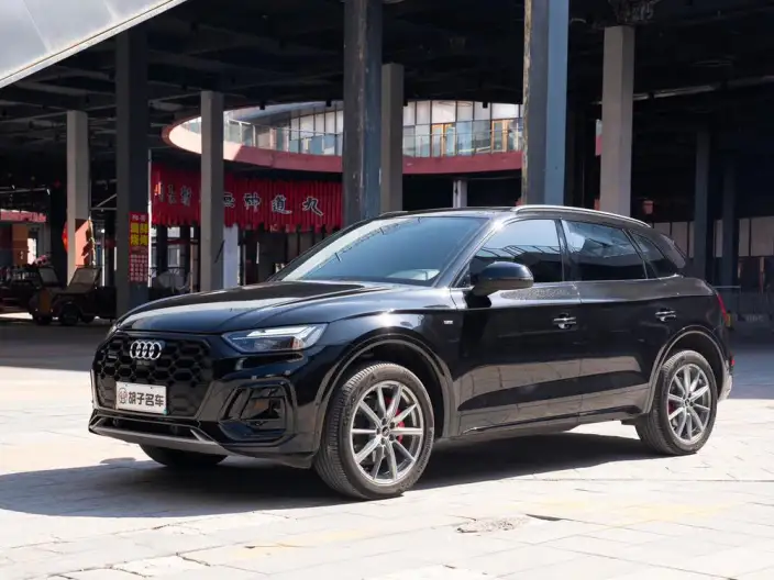 Audi Q5L 2024 Model 45TFSI Luxury Dynamic Model – фото 1