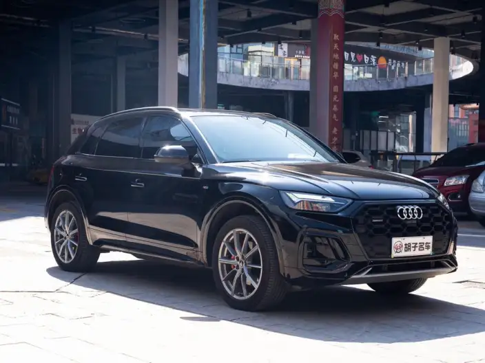 Audi Q5L 2024 Model 45TFSI Luxury Dynamic Model – фото 3