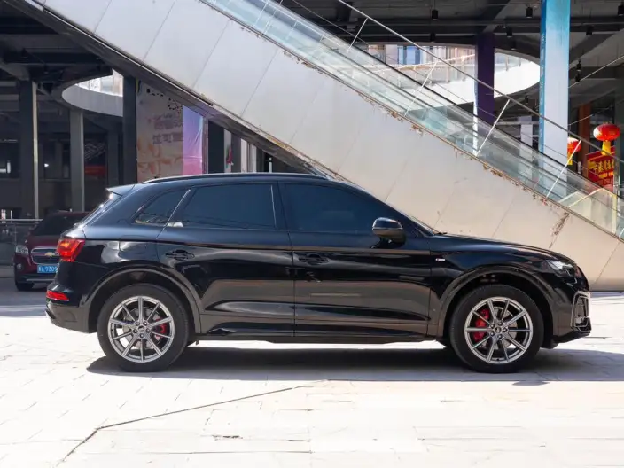 Audi Q5L 2024 Model 45TFSI Luxury Dynamic Model – фото 7