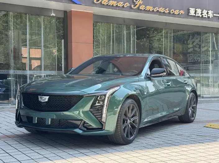 Cadillac CT5 2025 Model 28T Track Performance version – фото 1